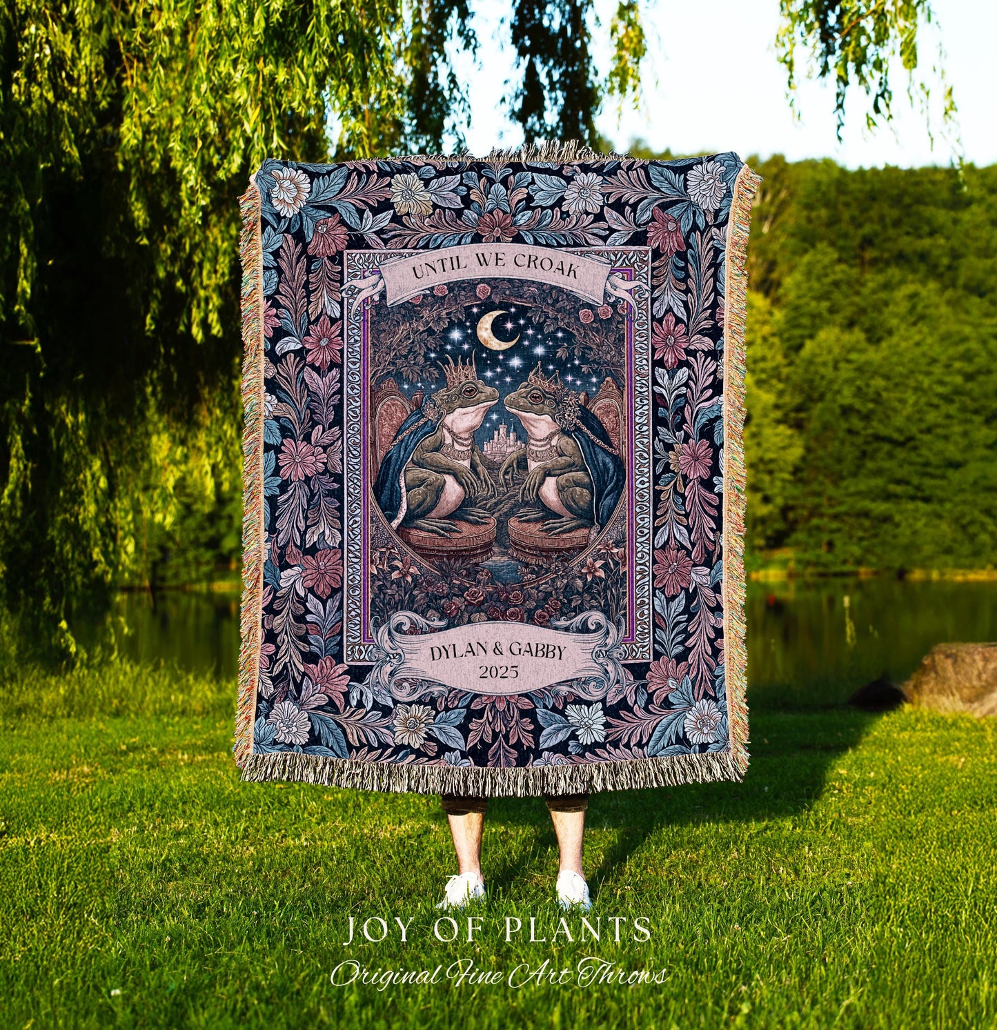 King & Queen Frog Lovers Personalized Blanket | Custom Name Toad Couple Gift Woven Throw Romantic Anniversary Tapestry Gift for Girlfriend