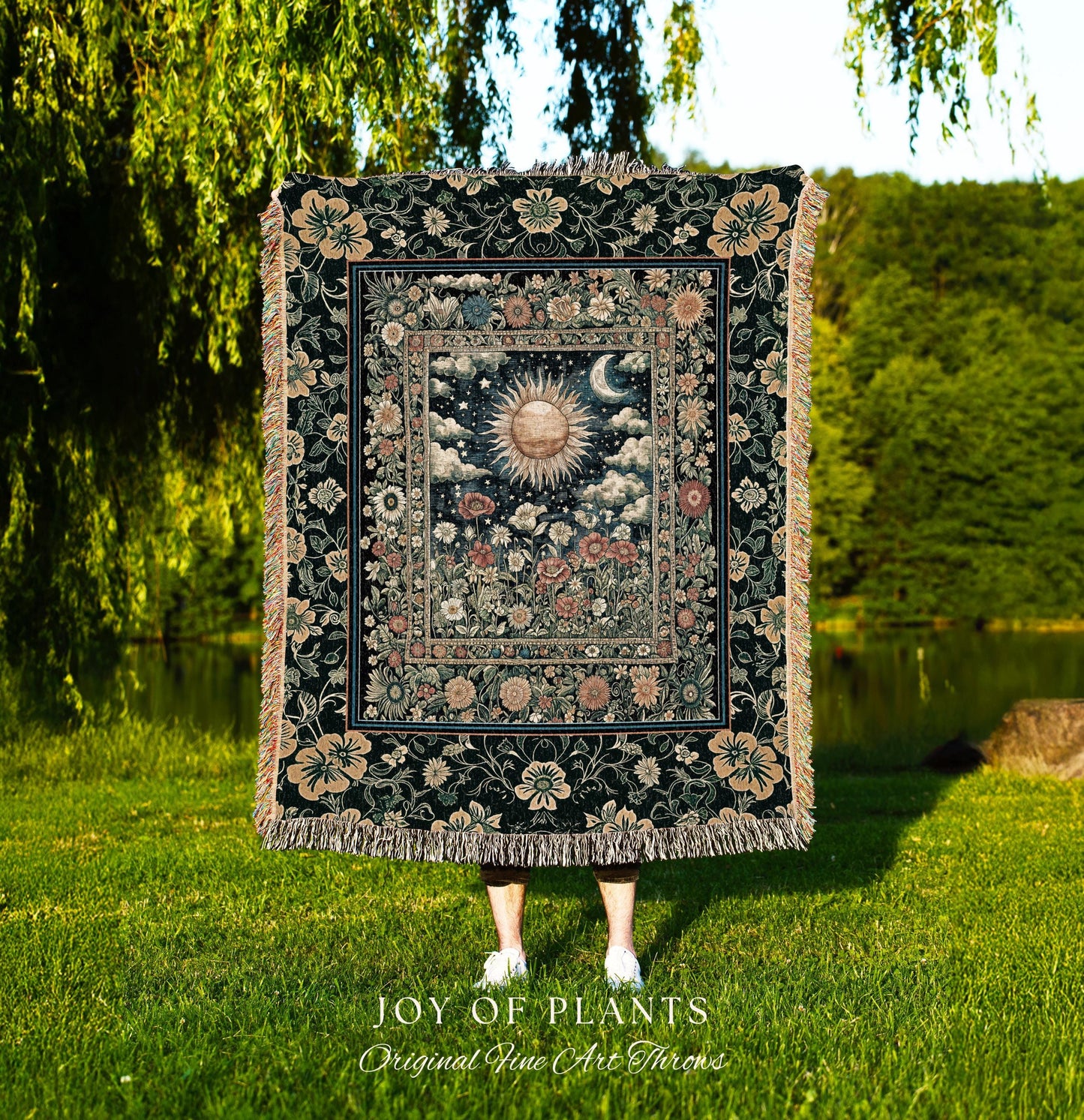 Dreamy Aesthetic Maximalist Tapestry | Sun and Moon Bohemian Sunshine Tapestry Astrology Throw Psychedelic Celestial Cozy Throw Blanket |