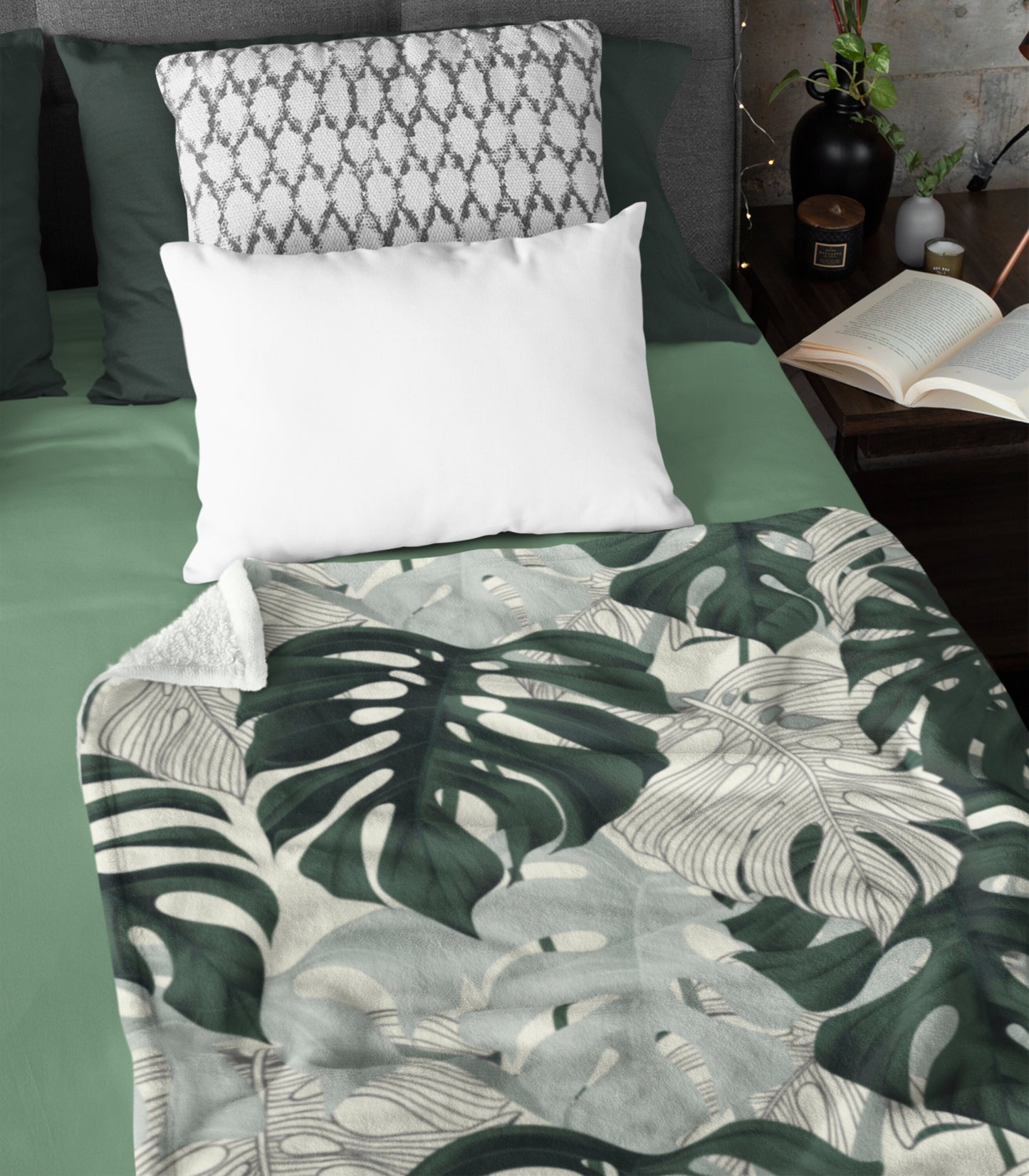 Monstera Print Fleece Botanical Blanket | Fuzzy Blanket for Women | Plant Lover Monstera Print Gift | Vintage Botanical Print Large Blanket