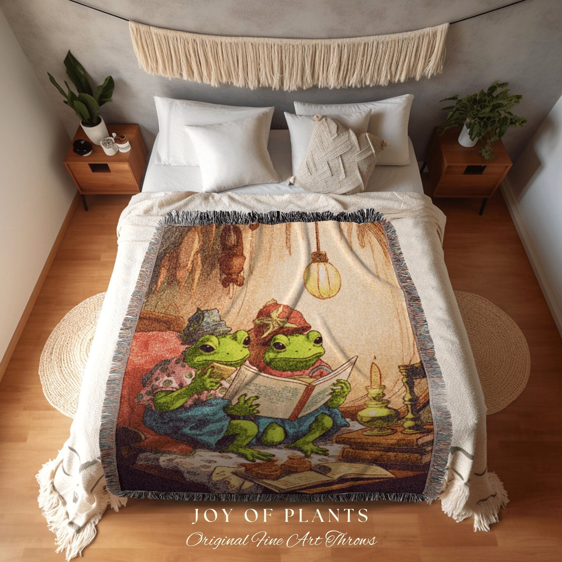 Cute Frog Blanket Toad Tapestry Woven Art Blanket | Aesthetic Tapestry Cottagecore Decor Frog and Toad Wall Art Woven Throw Blanket Vintage