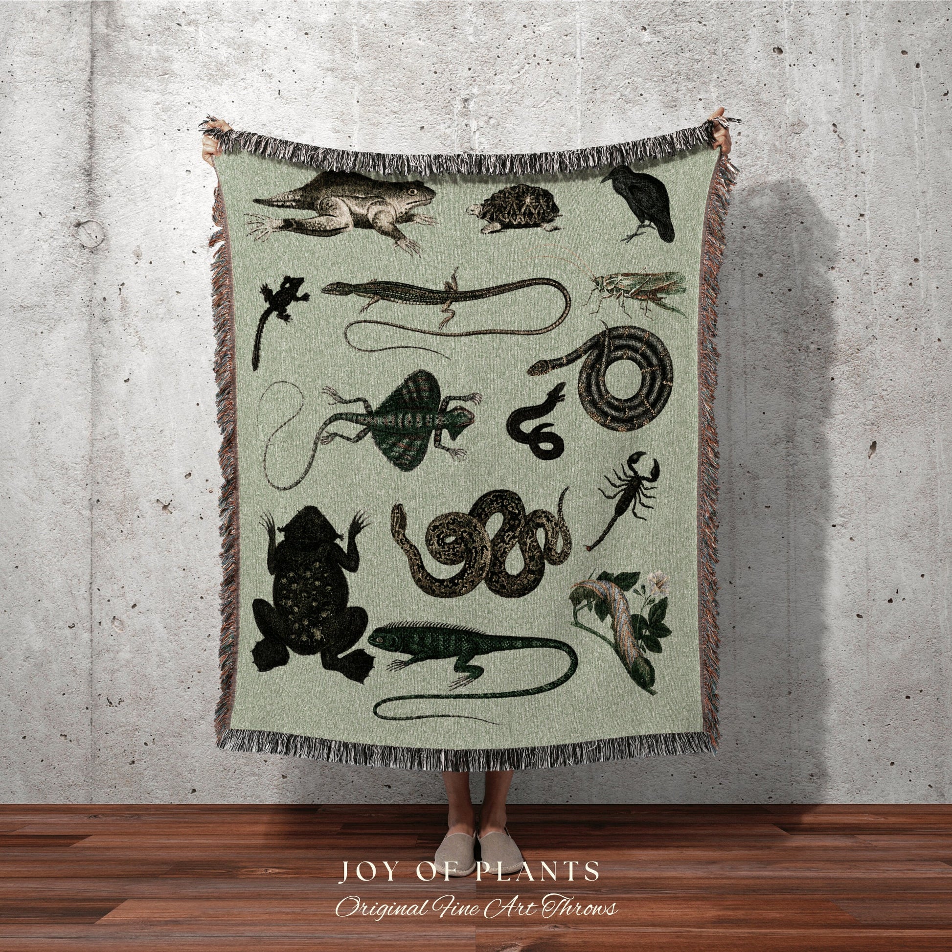 Wall Art Lizard Tapestry Woven | Cottagecore Frog Blanket Woven Throw | Woodland Animals Dark Academia Aesthetic Frog Wall Decor Vintage |