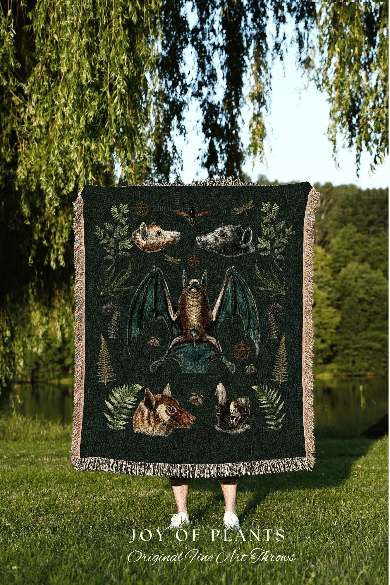 Forest Green Bat Blanket Woven Tapestry Gothic Bat Room Decor Blanket | Dark Cottagecore Art Tapestry Crowcore | Witchy Tapestry Whimsigoth