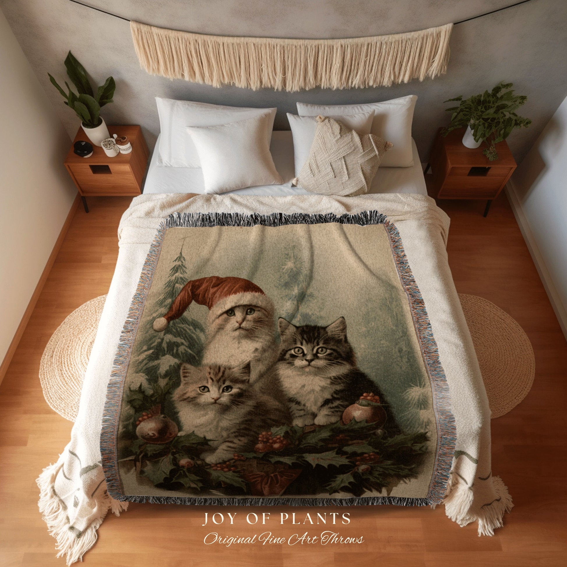 Santa Kitten Portrait Cat Blanket | Woven Fringe Blanket Cat lover Gift Funny Tapestry Cat Family Christmas Portrait Cat Blanket Cute Kitten