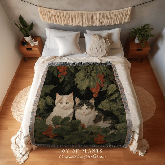 Vintage Kitten Blanket Floral | Woven Fringe Blanket Cat lover Gift Funny Tapestry Cat Family Christmas Portrait Cat Blanket Cute Kitten Art