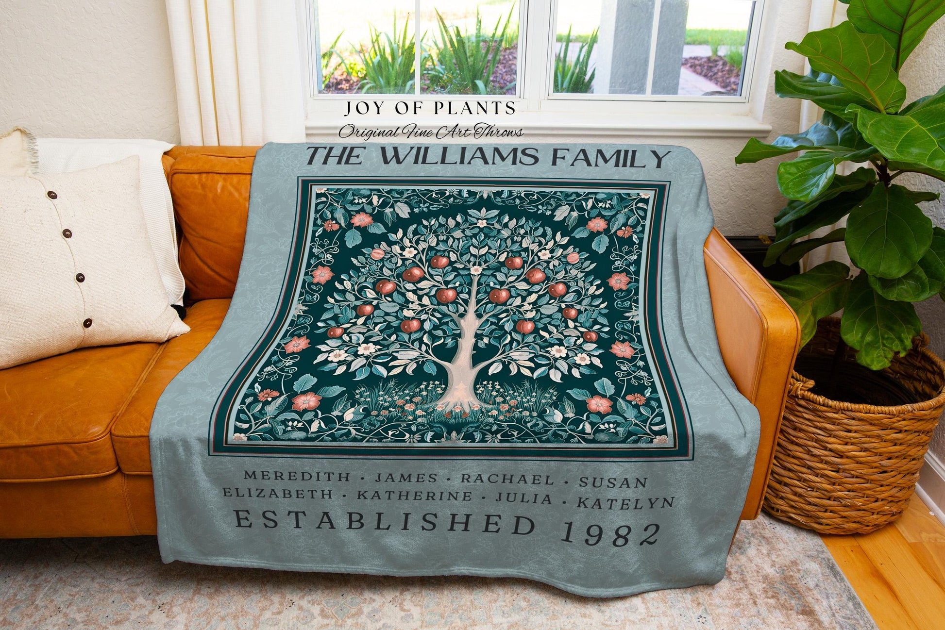 Nature Inspired Family Tree of Life Blanket Personalized Family Gift Idea Custom Meaningful Family Names Throw Beautiful Nature Decor Cozy