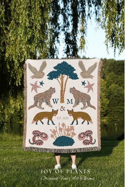 Minimalist Monogram Blanket Custom Anniversary Gift Cottagecore Wedding Initials Blanket Personalized Couples Gift Blanket Custom Tapestry |