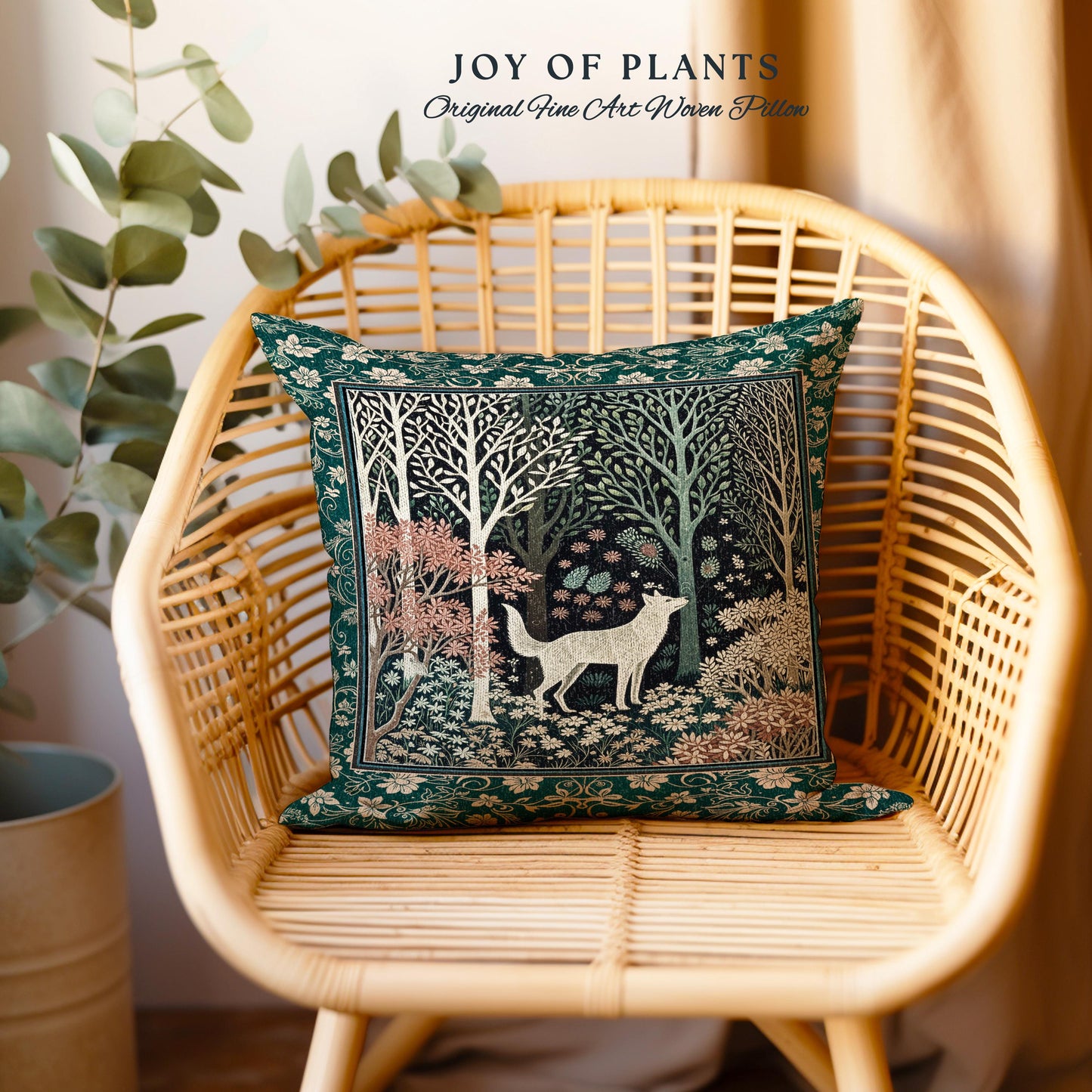 Rustic Nordic Nature Wolf Decorative Cushion Tapestry Throw Pillow