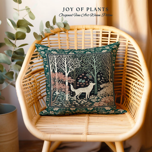 Rustic Nordic Nature Wolf Decorative Cushion Tapestry Throw Pillow